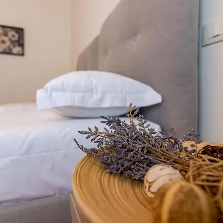 Brd 41 12- Ponte Vecchio Spacious Penthouse *