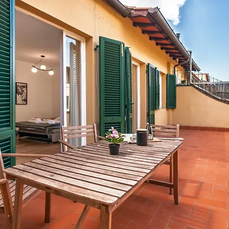 Brd 41 12- Ponte Vecchio Spacious Penthouse