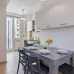 Brd 41 12- Ponte Vecchio Spacious Penthouse דירה *