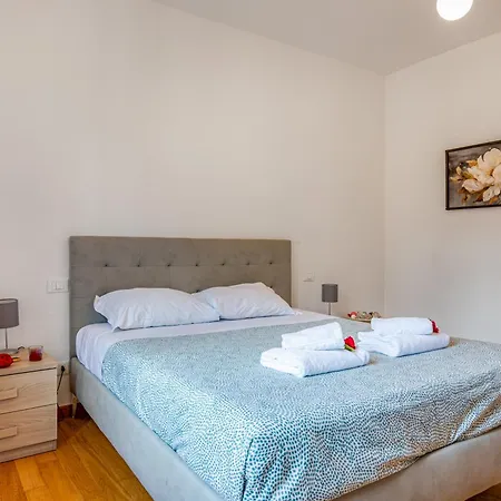 شقة Brd 41 12- Ponte Vecchio Spacious Penthouse *